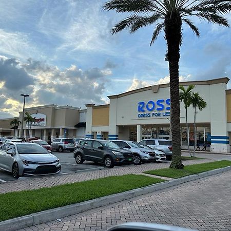 Moderno Departamento Estudio Miami Apartment Plaja Hallandale Exterior foto